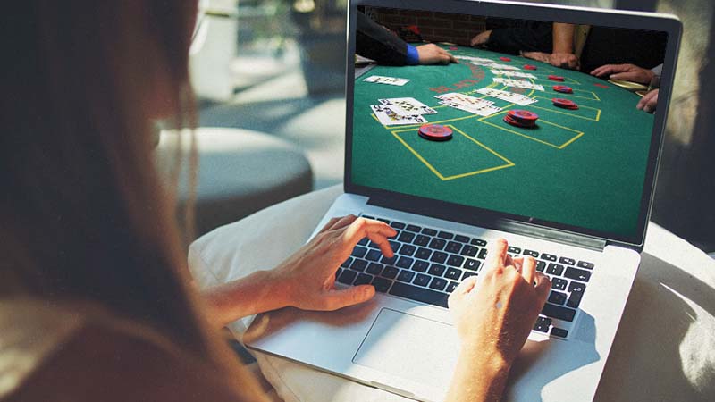 Posso jogar Blackjack online grátis